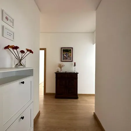 Olivais Spacious Near Airport * Lisbon