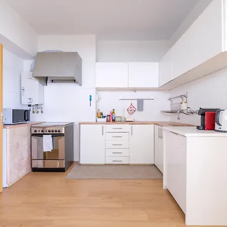 Apartment Olivais Spacious Near Airport Lisbon
