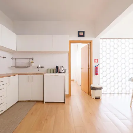 Olivais Spacious Near Airport Apartment Lisbon