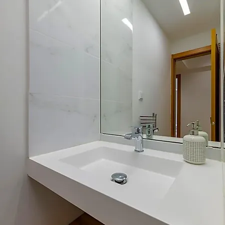 Olivais Spacious Near Airport דירה ליסבון